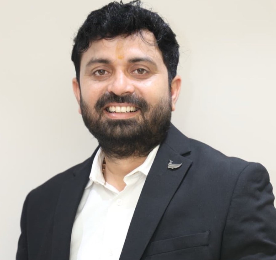 Mr. Nitin Singh Tomar